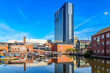 Birmingham Canal at Gas Street, Central Birmingham, West Midlands, United Kingdom, Europe