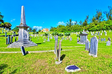 The Royal Navy Cemetery (The Glade), opened in 1812, containing over 1000 graves including 24 from World War I and 39 from WWII, managed by the Bermuda National Trust, Sandys Parish, Bermuda, Atlantic, North America