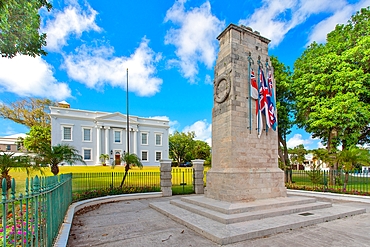 The Cenotaph in Front Street, built in 1920 and commemorating the dead of Bermuda from two World Wars, in front of the Cabinet Office, Hamilton, Bermuda, Atlantic, North America