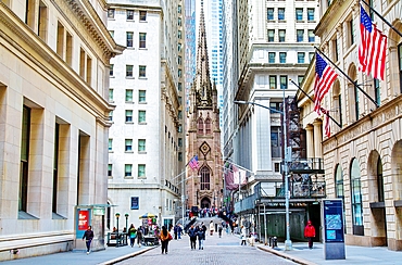 Trinity Church, founded in 1697 and still in use, Broadway, Financial District of Lower Manhattan, seen from Wall Street, New York City, United States of America, North America