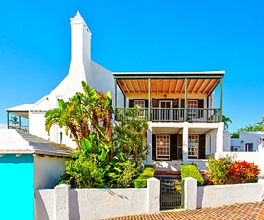 Bridge House, St George, Bermuda. Built in 1707, it is one of the oldest buildings on the island. It is now owned by the Bermuda National trust and houses a small art gallery.