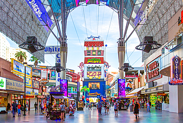The popular Fremont Street Experience, Las Vegas, Nevada, United States of America, North America. Fremont Street was the original center of Las Vegas before The Strip became established. It was pedestrianised in 1994.