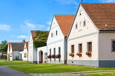 Houses of rural Baroque in Holasovice, UNESCO World Heritage Site, Jankov, Ceske Budejovice, South Bohemian Region, Czech Republic (Czechia), Europe