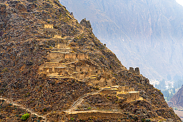 Archaeological site of former Inca site at Pinkulluna, Ollantaytambo, Ollantaytambo District, Sacred Valley, Urubamba Province, Cusco (Cuzco) Region, Peru, South America