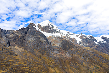 Snow-capped Veronica Mountain (Wakay Willca) (Huacay Willca) near Malaga Pass, Peru, South America