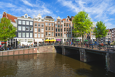 Bridge over Prinsengracht canal, Amsterdam, The Netherlands, Europe