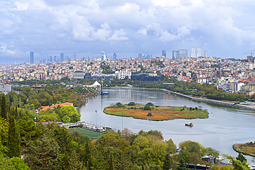 View of Istanbul and Golden Horn from Pierre Loti Hill, Istanbul, Turkey, Europe