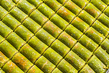 Detail of traditional Turkish dessert baklava, Egyptian Bazaar (Spice Bazaar), Eminonu, Fatih District, Istanbul Province, Turkey, Europe