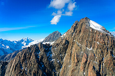 Aerial view of mountain ranges in Aoraki/Mount Cook National Park, UNESCO World Heritage Site, South Island, New Zealand, Pacific