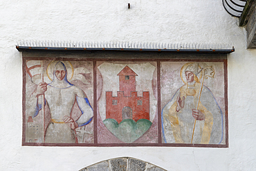 Fresco on Porta San Floriano, access to the historic centre, Bruneck, Sudtirol (South Tyrol) (Province of Bolzano), Italy, Europe