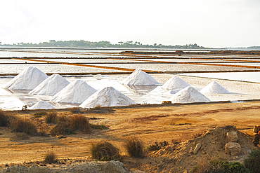 Piles of salt at salt flats, Saline Ettore e Infersa, Marsala, province of Trapani, Sicily, Italy, Mediterranean, Europe