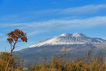 Mount Etna volcano covered with snow on a clear and sunny day, UNESCO World Heritage Site, Etna Park, Catania province, Sicily, Italy, Mediterranean, Europe