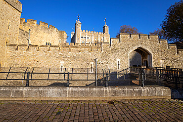 Tower of London Exterior