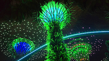 Gardens By The Bay light show, Singapore