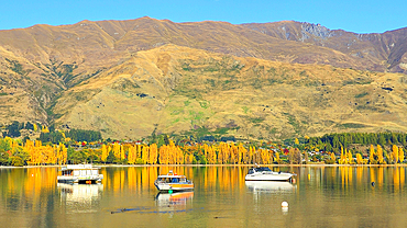 Lake Wanaka from the waterfront Wanaka