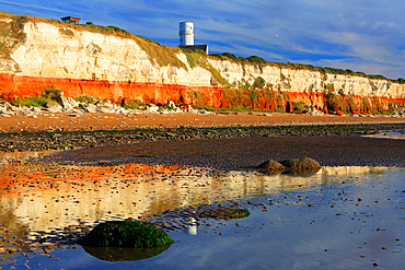 Hunstanton Cliffs (Cretaceous chalk and carstone), Hunstanton, Norfolk, England, UK