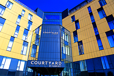Courtyard Marriott Hotel, London Heathrow Airport