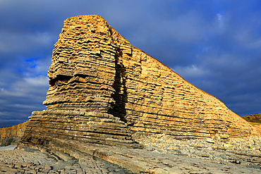 Cliffs at Nash Point, Glamorgan Heritage Coast, South Wales, United Kingdom, Europe