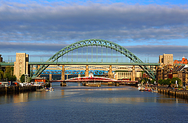 Bridges over the River Tyne, Newcastle-upon-Tyne, Tyne and Wear, England, United Kingdom, Europe