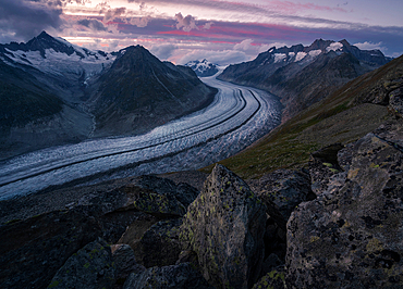 The biggest glacier in the Alps, the Aletsch glacier, UNESCO World Heritage Site, Bernese Oberland, Switzerland, Europe