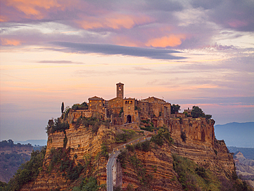 The beautiful village of Civita di Bagnoregio during an autumn sunset, Civita di Bagnoregio, Viterbo, Lazio, Italy, Europe