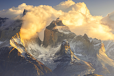 Cuernos del Paine during sunrise, Torres del Paine NP, Ultima Esperanza, Region de Magallanes y de la Antartica Chilena, Patagonia, Chile, South America