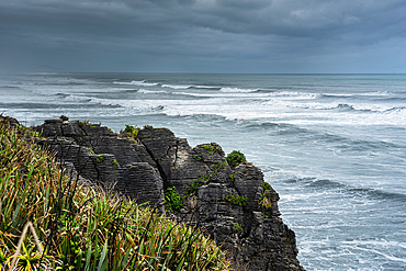 Waves Crashing Along Rugged Coastline with Pancake Rock Formations, Punakaiki, New Zealand