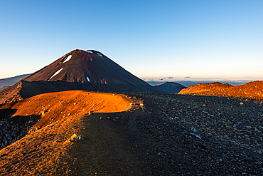 Mount Ngauruhoe during sunrise and sunsrise on Mount Tongariro, Tongariro National Park, UNESCO World Heritage Site, North Island, New Zealand, Pacific