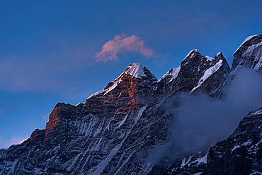 Rugged snowy summit of Langtang Lirung in soft purple light, Lang Tang Valley Trek, Himalayas, Nepal, Asia