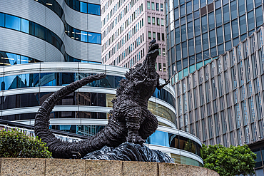 Yurakucho, Godzilla Statue, Tokyo, Honshu, Japan, Asia