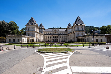 View of the Valentino Castle (Castello del Valentino), UNESCO World Heritage Site, situated in Parco del Valentino, the seat of the Architecture Faculty of the Polytechnic University of Turin, Turin, Piedmont, Italy, Europe