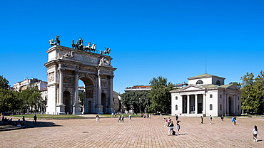 View of Porta Sempione (Simplon Gate) and Arco della Pace (Arch of Peace), 19th century triumphal arch with Roman roots, Milan, Lombardy, Italy, Europe