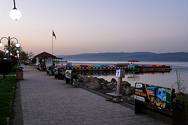 View of Lake Sapanca (Sapanca Golu) a fresh water lake between the Gulf of İzmit and the Adapazarı Meadow, Sapanca region, Turkey, Eurasia