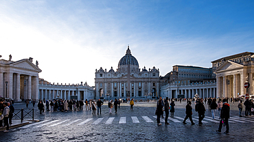 View of St. Peter's Square, Vatican City, UNESCO World Heritage Site, the papal enclave, seen from Via della Conciliazione (Road of the Conciliation), a thoroughfare in the Rione of Borgo within Rome, Lazio, Italy, Europe