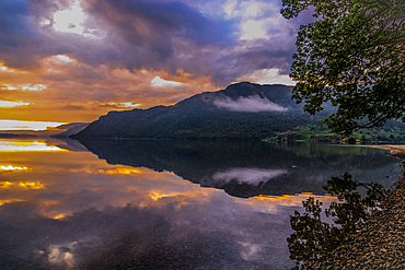 Sunrise from Ullswater in the Lake District National Park, UNESCO World Heritage Site, Cumbria, England, United Kingdom, Europe