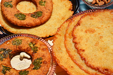 Bhalla babru, malpua traditional snack dishes, sweet item for festivals and marriages, Mandi, Himachal Pradesh, India, Asia