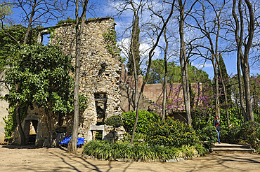 Jardins dels Alemanys (German's garden) at the foot of the ramparts, Girona, Catalonia, Spain,Europe