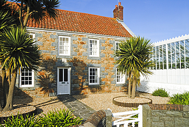 Granite cottage, Island of Guernsey, Bailiwick of Guernsey, British Crown dependency, English Channel, Europe