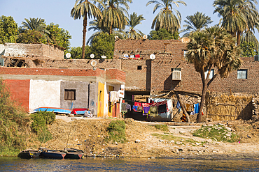 Village on the bank of the Nile River near Edfu, Egypt, Northeasthern Africa