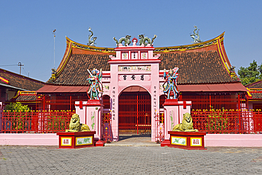 Cu An Kiong Chinese Temple, Lasem, Java island, Indonesia, Southeast Asia, Asia