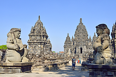 Stone gate guardian (dvarapala) of Sewu Temple Compound, 8th century Buddhist temple located at the north of Prambanan Temple Compounds, UNESCO World Heritage Site, region of Yogyakarta, Java island, Indonesia, Southeast Asia, Asia