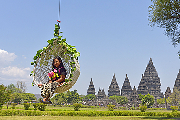 mobile lifting chair, tourist attraction at Prambanan Temple Compounds, region of Yogyakarta, Java island, Indonesia, Southeast Asia