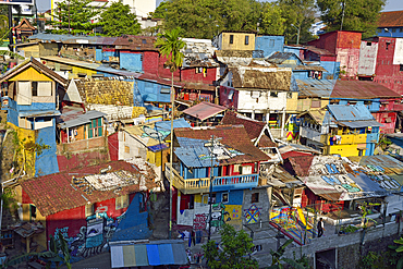 Neighbourhood alongside the Kali Code River, Yogyakarta, Java island, Indonesia, Southeast Asia, Asia