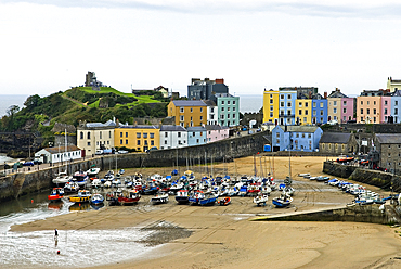 Tenby's harbour, Carmarthen Bay, Tenby, Pembrokeshire, south-west Wales, United Kingdom