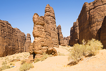 Safari tour among the magnificent sandstone rock structures in the Sharaan Nature Reserve, AlUla, Medina Province, Saudi Arabia, Middle East