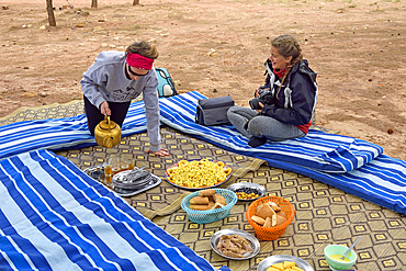 Lunch break, group of bikers, road from Telouet to Tighza, Ouarzazate Province, region of Draa-Tafilalet, Morocco, North West Africa