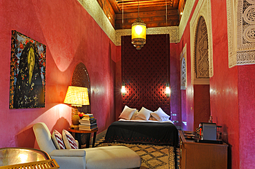 Large room of the El-Fenn hotel, medina of Marrakesh, Morocco, North Africa