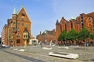 St. Annenplatz (square) in the Speicherstadt (City of Warehouses), HafenCity district, Hamburg, Germany, Europe