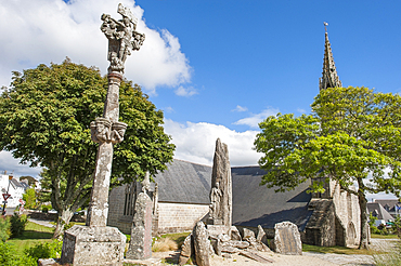 Calvary and War Memorial by sculptor Rene Quillivic,Plozevet, Haut Pays Bigouden,Finistere department,Brittany region,west of France,western Europe