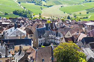 View of the city centre from the top of the Tour des Fiefs, Sancerre, Cher department, Historic province of Berry, Centre-Val de Loire region, France